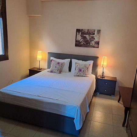 קראמוטי Nautica Bay Apartments מראה חיצוני תמונה
