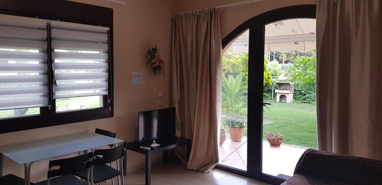 קראמוטי Nautica Bay Apartments מראה חיצוני תמונה