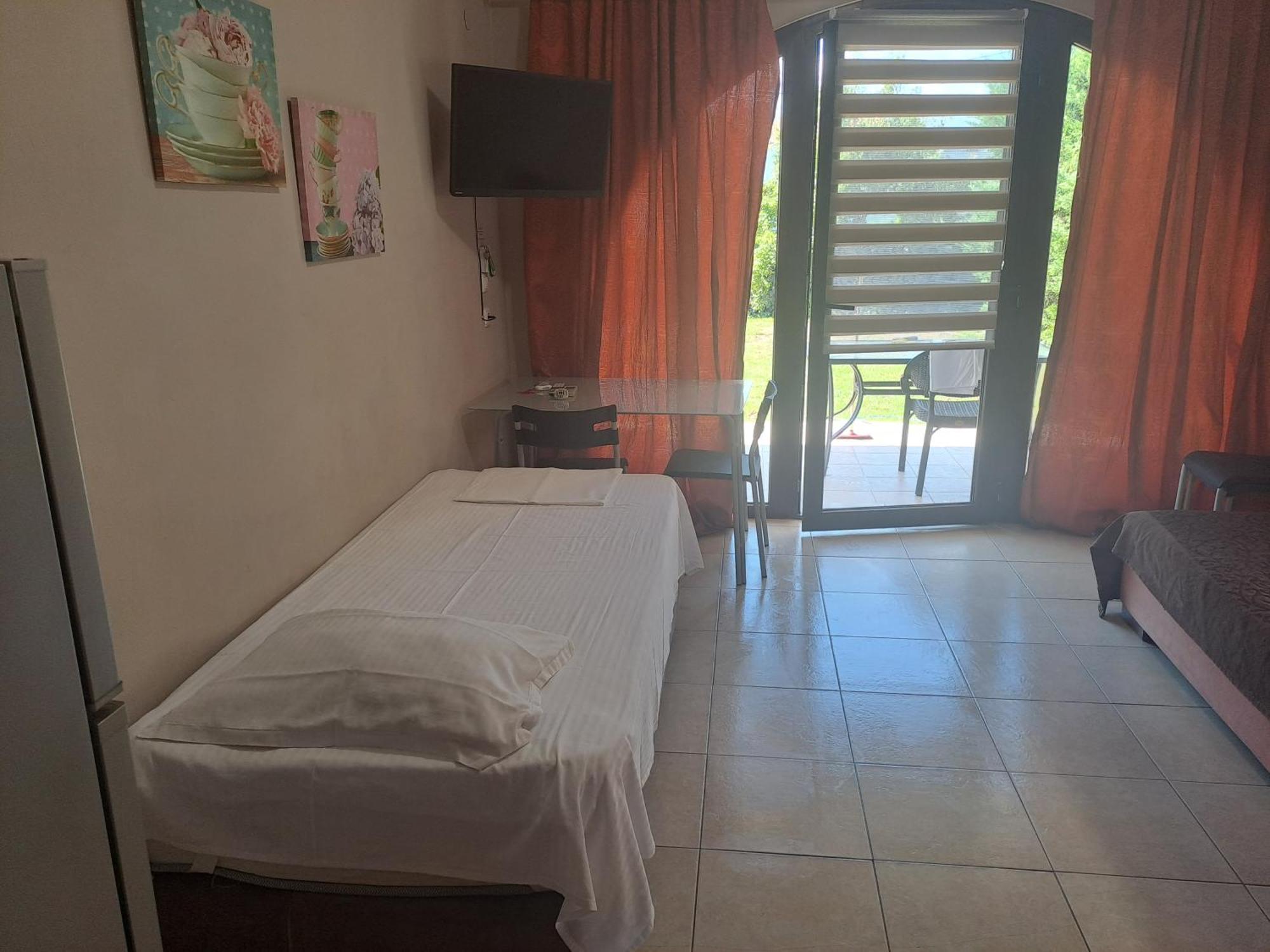 קראמוטי Nautica Bay Apartments מראה חיצוני תמונה