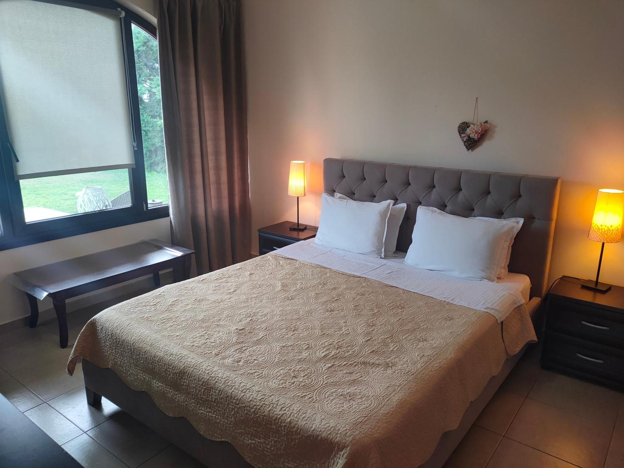 קראמוטי Nautica Bay Apartments מראה חיצוני תמונה
